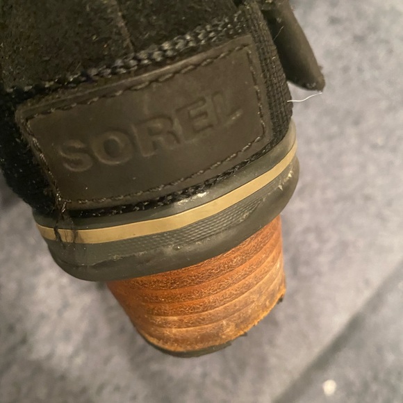 Sorel black suede ankle slims shortie boots 7.5. - Picture 10 of 10